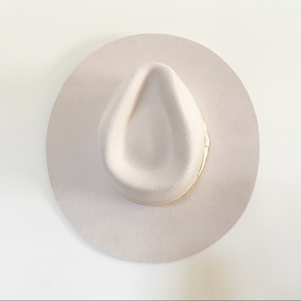 UO Flat Brim Felt Fedora - Picture 6 of 6